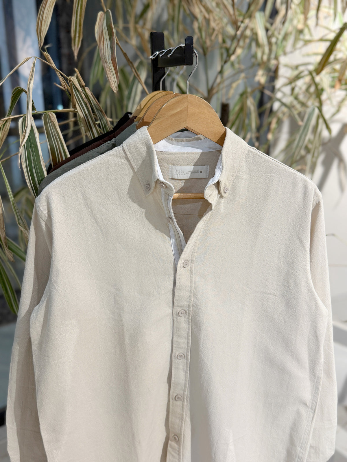 Off-White Fine-Textured Button-Down Shirt
